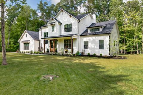 205 Forest Dr, Powell, OH 43065 photo 4