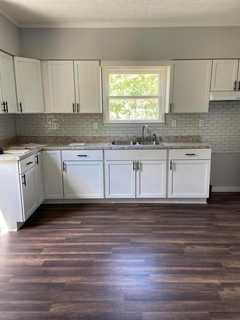 881 E Main St, Logan, OH 43138 photo 7