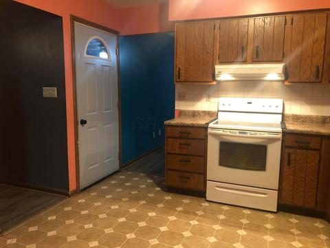 380 Cherokee Dr, Circleville, OH 43113 photo 9