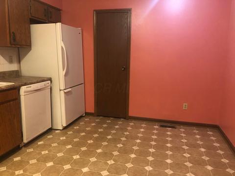 380 Cherokee Dr, Circleville, OH 43113 photo 8