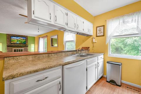 8758 Blessing Dr, Powell, OH 43065 photo 3