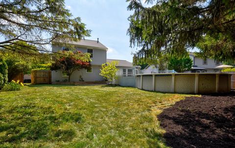 3214 Heysham Dr, Columbus, OH 43221 photo 6