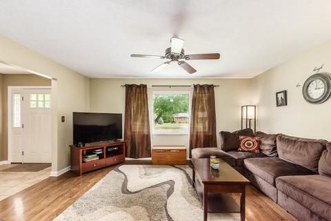 1025 Doherty Rd, Galloway, OH 43119 photo 8
