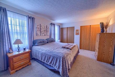 1228 Eagle View Dr, Columbus, OH 43228 photo 19