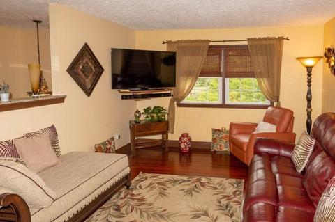2905 Sun Valley Dr, Springfield, OH 45505 photo 2
