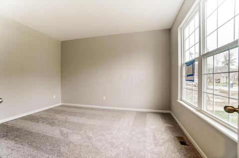 236 Jay Ct, Delaware, OH 43015 photo 3