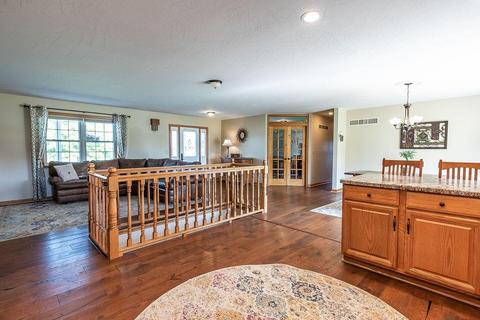 6881 Sharp Rd, Mount Vernon, OH 43050 photo 6