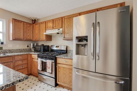 1250 Four Star Dr E, Galloway, OH 43119 photo 15