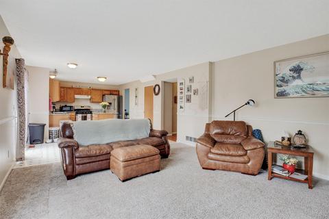1250 Four Star Dr E, Galloway, OH 43119 photo 11