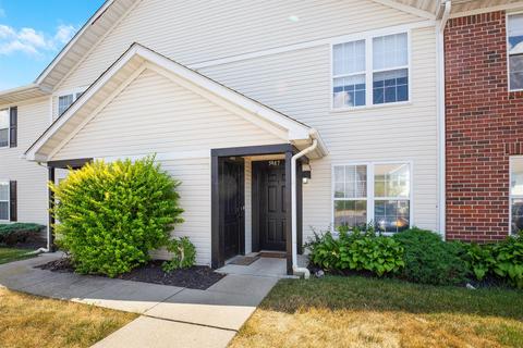 5487 Garden Rdg, Columbus, OH 43228 photo 2