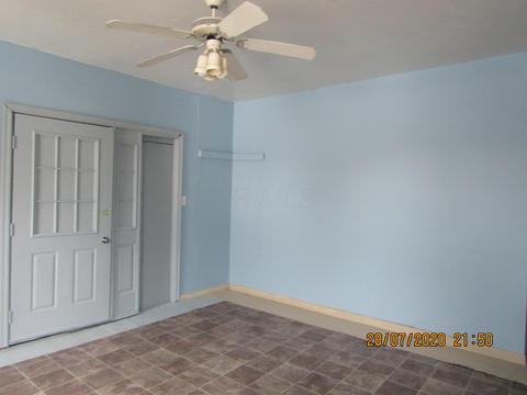 342 E Mound St, Circleville, OH 43113 photo 6