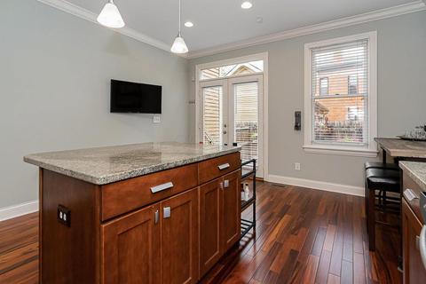 114 E 2nd Ave, Columbus, OH 43201 photo 11