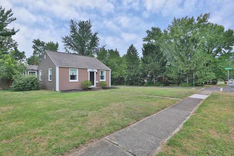 545 Kenbrook Dr, Worthington, OH 43085 photo 3