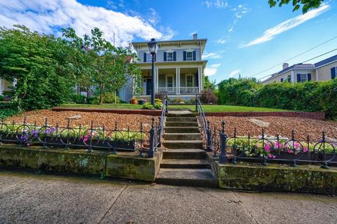 136 E Mulberry St, Lancaster, OH 43130 photo 2