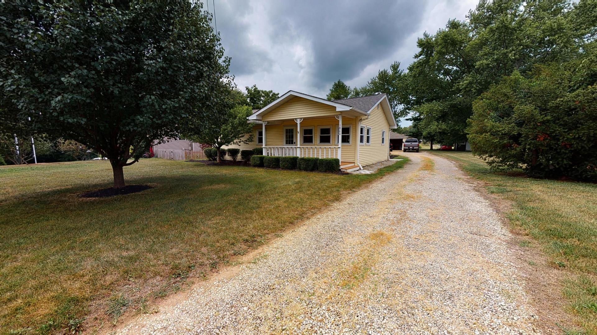 1860 Chickasaw Dr, London, OH 43140 For Sale MLS 220026344 Movoto