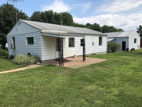 205 E Lutz Ave, Amanda, OH 43102 photo 2