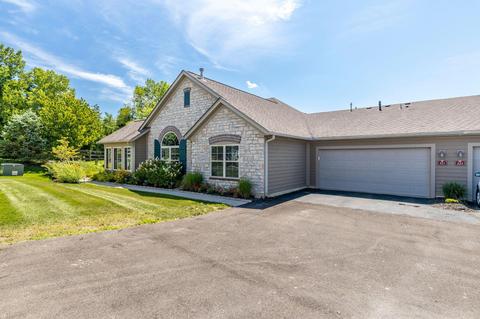 221 Stonegate Loop, Pataskala, OH 43062 photo 3