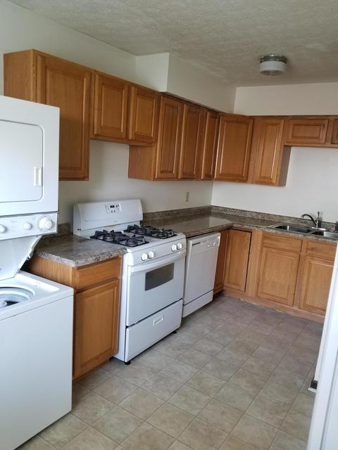 135 E Maynard Ave, Columbus, OH 43202 photo 3