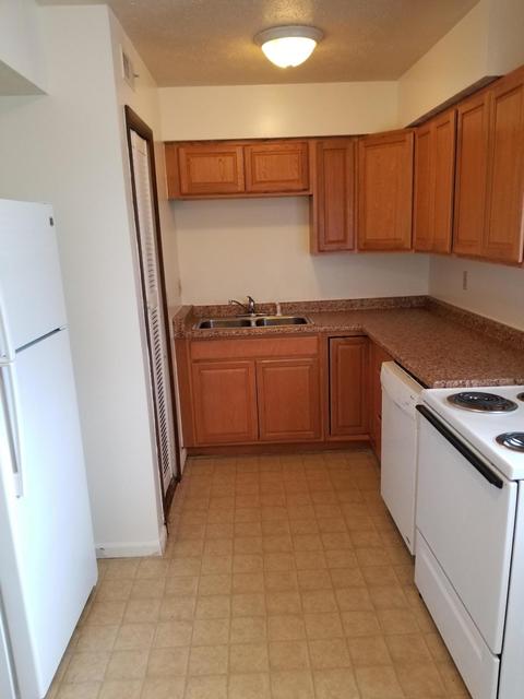 135 E Maynard Ave, Columbus, OH 43202 photo 12