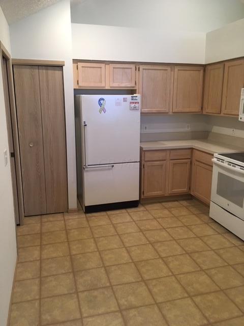 6343 Pinehurst Pointe E, Westerville, OH 43082 photo 5