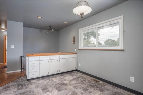 2908 N Gresham Rd, Columbus, OH 43204 photo 5