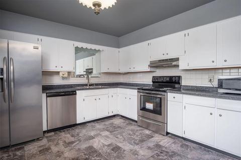 2908 N Gresham Rd, Columbus, OH 43204 photo 4