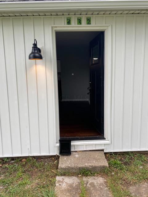 432 E Mill St, Circleville, OH 43113 photo 2