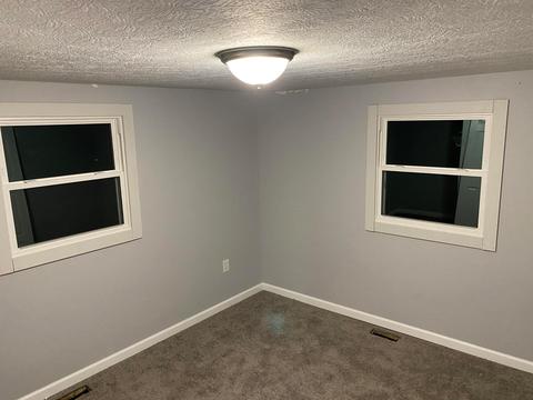 432 E Mill St, Circleville, OH 43113 photo 9