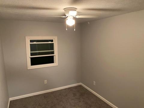 432 E Mill St, Circleville, OH 43113 photo 8