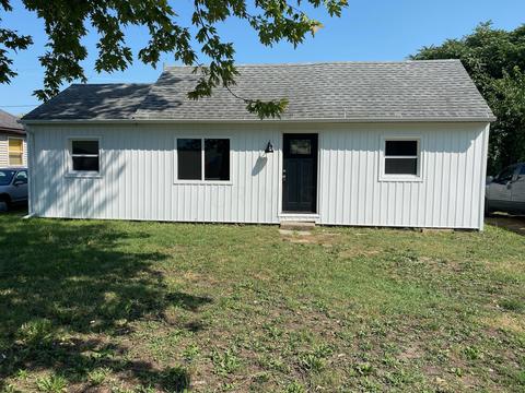 432 E Mill St, Circleville, OH 43113 photo 1