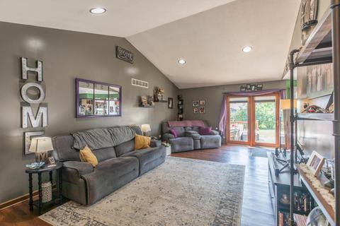 108 Case Ct, Lancaster, OH 43130 photo 7