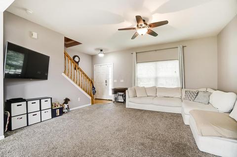 1010 Vanwert Loop, Blacklick, OH 43004 photo 4