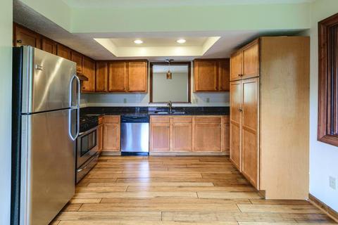 5256 Timberline Rd, Columbus, OH 43220 photo 6