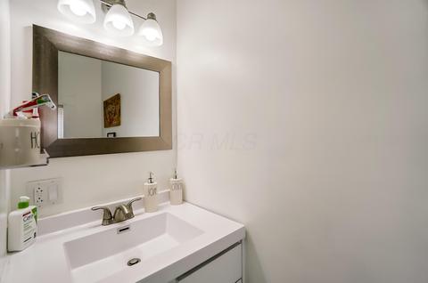 828 E Wheeling St, Lancaster, OH 43130 photo 15
