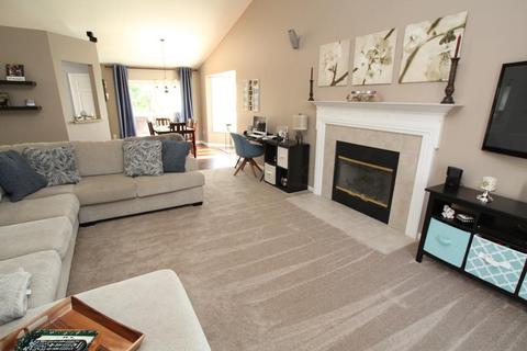 5600 Stevens Dr, Orient, OH 43146 photo 3