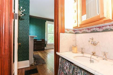845 E High St, Springfield, OH 45505 photo 32