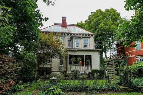 845 E High St, Springfield, OH 45505 photo 9