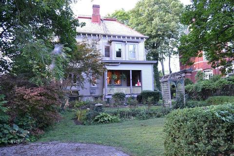 845 E High St, Springfield, OH 45505 photo 4