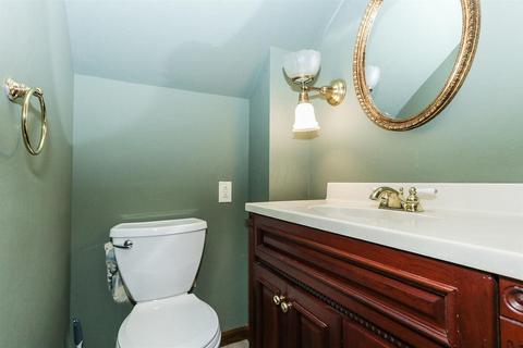 845 E High St, Springfield, OH 45505 photo 31