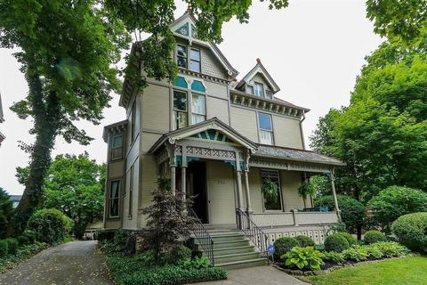 845 E High St, Springfield, OH 45505 photo 1