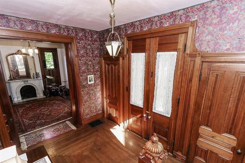 845 E High St, Springfield, OH 45505 photo 12