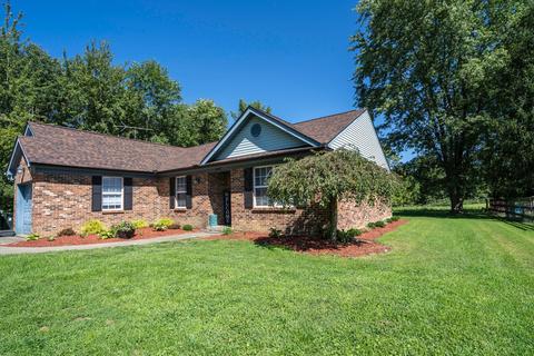 202 Spring Meadow Dr, Georgetown, OH 45121 photo 2