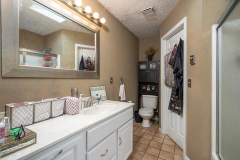 202 Spring Meadow Dr, Georgetown, OH 45121 photo 18