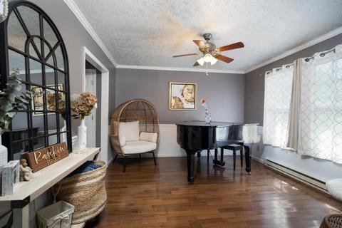 202 Spring Meadow Dr, Georgetown, OH 45121 photo 6