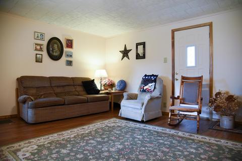 113 Enterprise St, Edison, OH 43320 photo 5