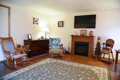 113 Enterprise St, Edison, OH 43320 photo 4