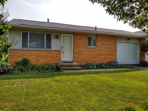 2493 E Howard Rd, Obetz, OH 43207 photo 1