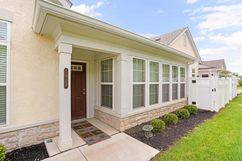 5927 Eiger Dr, Columbus, OH 43213 photo 1