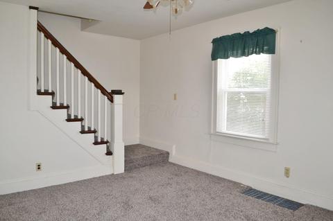 2746 Maplewood Ave, Springfield, OH 45505 photo 9