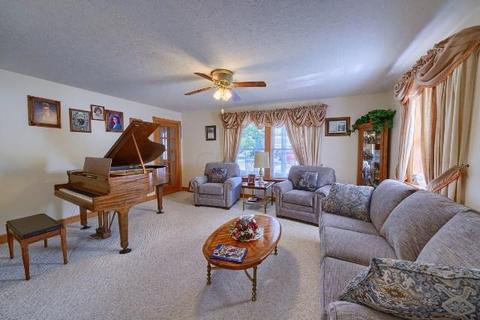 530 Joy Ct, Circleville, OH 43113 photo 6